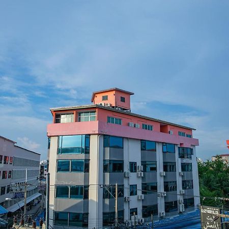 Merry Inn Suites Pattaya Exterior photo